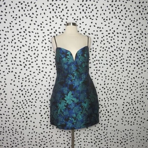 Lulus Neu mit Etikett Ready for Festivities blau Blumen Jacquard Minikleid Damengröße M - Bild 1 von 9