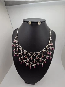 Vintage Avon Pink Stones Bib Necklace 18" With Clear Rhinestone Earrings  - Imagen 1 de 6