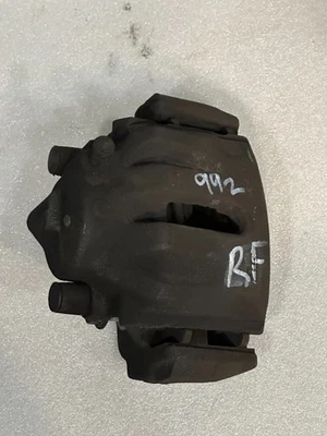 Оригинальный суппорт переднего правого пассажирского бокового тормоза 97–99 Jaguar XK8 X100 NO992 - Изображение 1 из 2