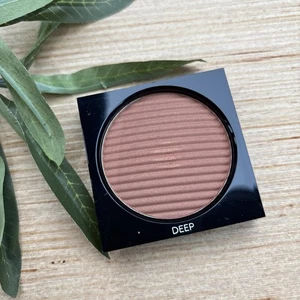 CHANEL LES BEIGES Healthy Glow Luminous Colour Deep RARE - Picture 1 of 3