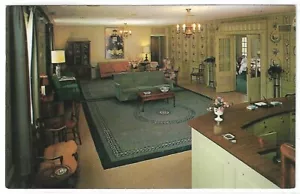 VTG Postcard - The Lobby in The Wooster Inn, College of Wooster, Wooster, Ohio - Picture 1 of 2