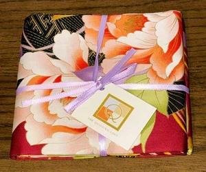 The Quilting Loft asiatischer Satin Stoff 100 % Baumwolle 1 Yard NEU - Bild 1 von 1