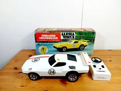 LATRAX ALPHA RCX REMOTE CONTROLLED CAR WHITE CHANNELS/5 FUNCTIONS VNTG - Image 1 of 4