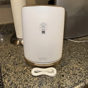 Netgear Orbi RBRE960 AXE11000 Router Quad-Band WiFi 6E Rete 2.5G/1G Internet - Foto 1 di 10