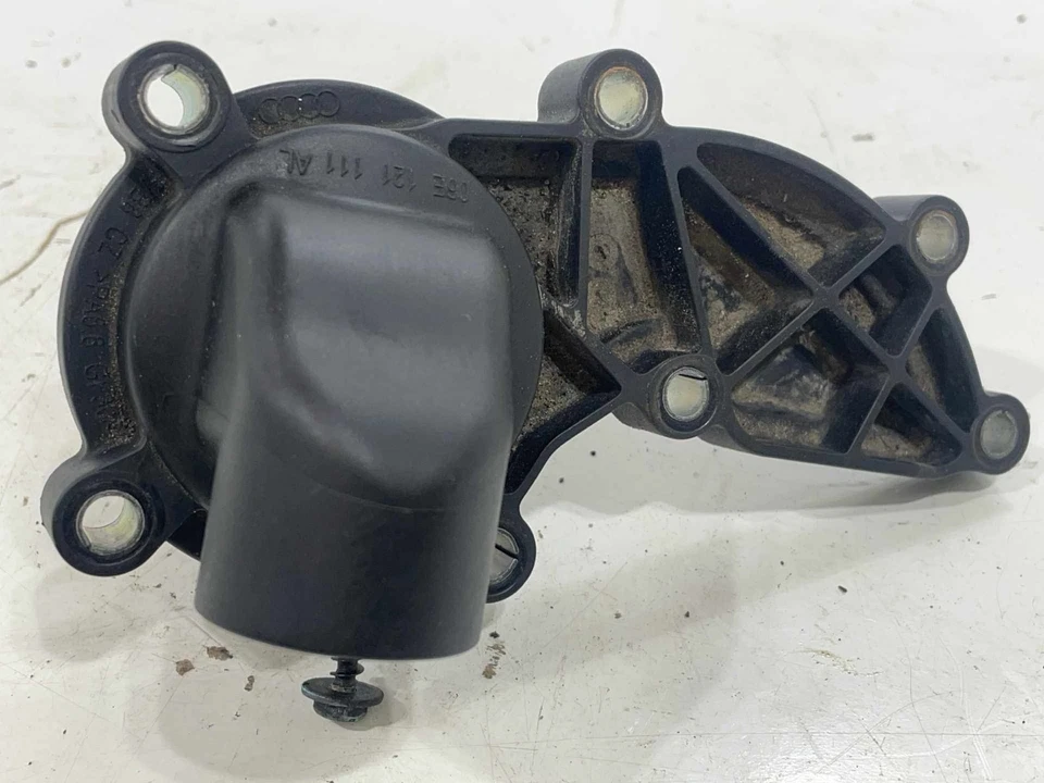 Fits 2011 - 2015 AUDI Q7 3.0L Engine Coolant Thermostat Housing 06E121111AL OEM - Image 1 of 4