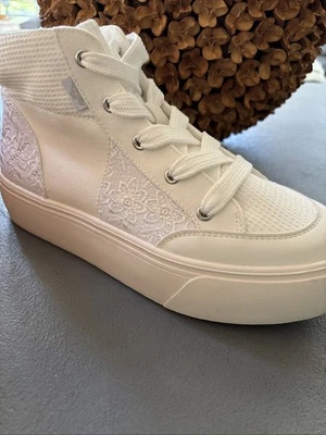 Rocket Dog Flairts Blanco Acampanado Turbo Waffle Lona Algodón 9.5 Mujer Top Alto Foto 1 de 4