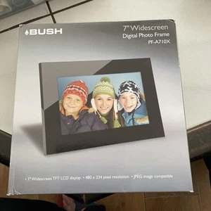 Bush 7" Widescreen Digital Photo Frame PF-A710X - VGC - - Picture 1 of 2