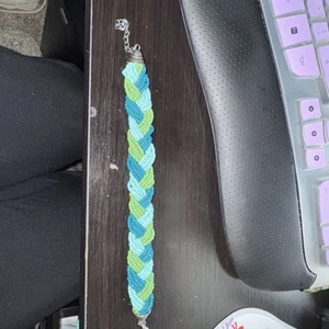 Geflochtenes Perlen Multi Band Stretch Armband grün, blau, türkis - Bild 1 von 2