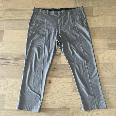 Pantalones chinos Tommy Bahama para hombre 42x30 a la par frente plano rendimiento golf gris Foto 1 de 4