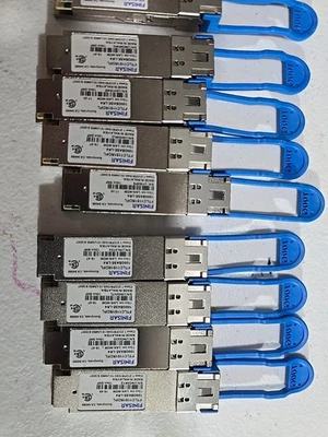 LR4 Optics QSFP 100G Finisar FTLC1151RDPL 100GBASE-LR4 13xx nm LAN-WDM 10 KM SMF - Image 1 of 4