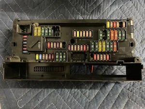 BMW 5 Series F07 GT Front Power Distribution Box Fusebox 9210861 9151320 F10 F01 - Picture 1 of 5