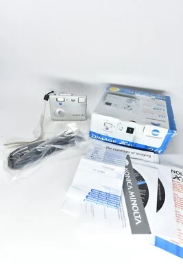 Konica Minolta Dimage X31 Silver Compact Digital Camera 3.2mp 3x Optical - BOXED - Image 1 of 4
