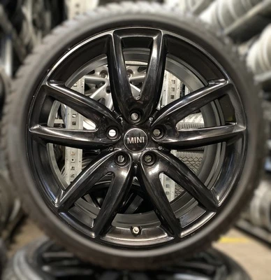 4 Orig MINI Winterräder JCW Gripspoke 815 225/40 R18 92V F54 Clubman 6887612 - Bild 1 von 3