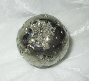 Edelstein ~ Kugel ~ Kristalle ~ Pyrit ~ sehr schöne Pyrit Kugel - 6 cm - Bild 1 von 7