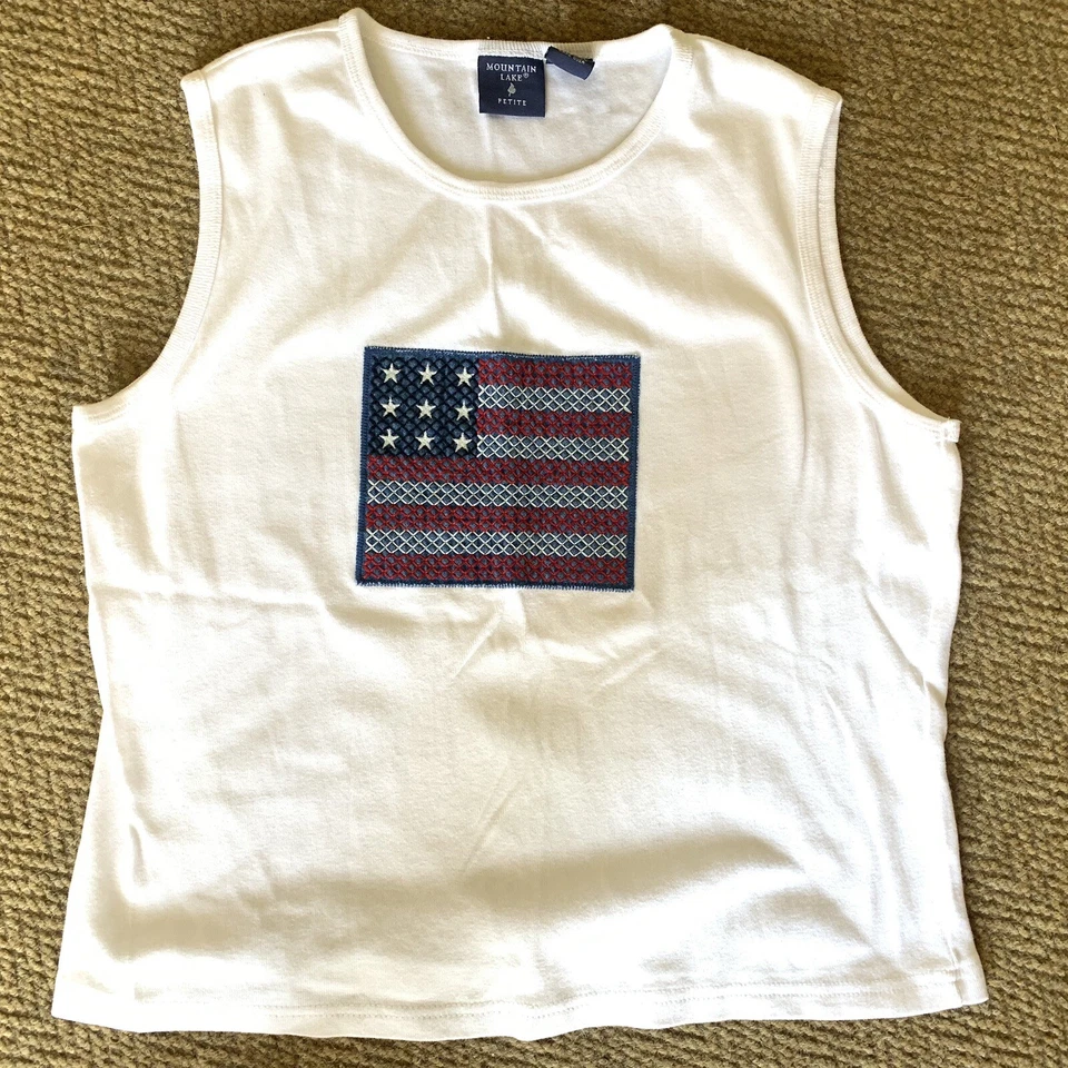 Mountain Lake Blanco Tanque Denim Acolchado Bordado Parche Bandera Pequeña Med Foto 1 de 4