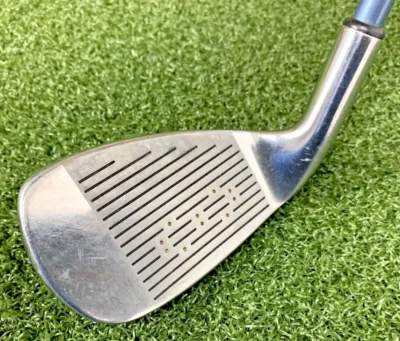 Square Two Light & Easy III 9 Iron / RH / Ladies Graphite / NEW GRIP  / dj6303 - Image 1 of 4