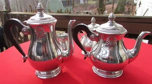 Juego de té y café de peltre Pews of the Manor de 2 piezas con patrón de cáscara de 1960 París +++ - Imagen 1 de 12