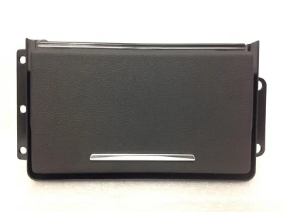 Cadillac CT6 2016-2018 matte black center console cupholder assembly with lid - Изображение 1 из 4