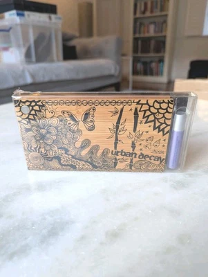 Urban Decay Sustainable Eye Shadow - Collection Palette - Image 1 of 4