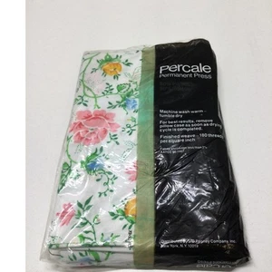 2 each- JC Penny Percale Permanent Press Juliet Standard 20" X 26" Pillow Cases - Picture 1 of 7