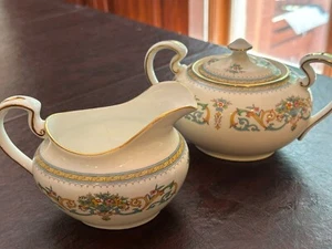 Aynsley Bone China "Henley" Sugar and Creamer (covered) - Perfect Condition - Picture 1 of 8