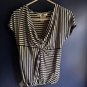Max Studio Twist-Front Striped Navy and White Cap Sleeve Top Size Small - Picture 1 of 6