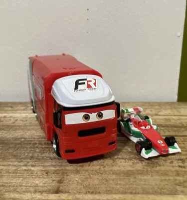 Disney Pixar Cars Трюковые Гонщики Сал Трансформирующийся Транспортер Тягач Mattel - Изображение 1 из 4