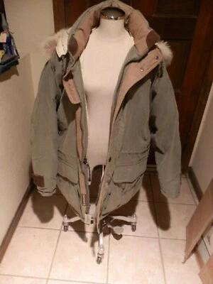 RAINFOREST WINTER PARKA COYOTE FUR,LEATHER SUEDE TRIM,LIGHT GREEN LARGE EX COND - Image 1 of 4