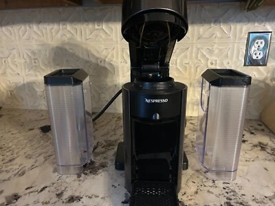  Máquina de café e café expresso ENV135TAE Vertuo dose única - Prata  - Imagem 1 de 4