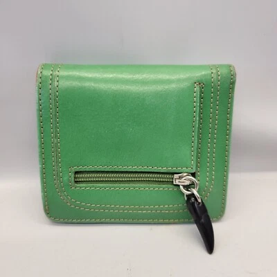 Cartera de cuero verde colmillo cremallera única forro tostado y rojo 3" x 4" Foto 1 de 4