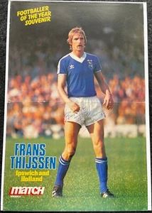 PÓSTER AUTOGRAFIADO ORIGINAL FRANS THIJSSEN IPSWICH TOWN 1979-83 PAÍSES BAJOS - Imagen 1 de 4