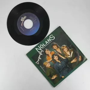 1982 Single Vinyl, 7", 45 RPM, The Nolans – Dragonfly - Picture 1 of 2