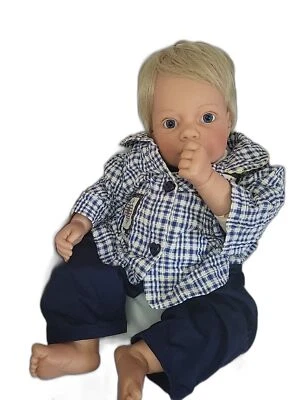 Muñeca bebé Lee Middleton niño pulgarcito de colección 1997 rubia ojos azules 19"  Foto 1 de 4