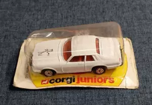 CORGI JUNIORS 32 SAINT'S JAGUAR XJE MINT on INTACT CARD METTOY CO (1977) NICE - Picture 1 of 5