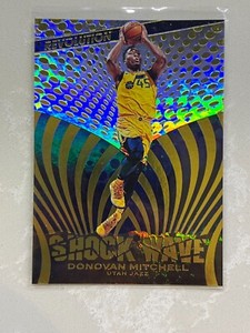 2018-19 Panini Revolution Donovan Mitchell Shock Wave #5