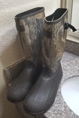 Men's Real Tree Hardwood rubber steel shank odor free insulated sz 13 M Boots - Image 1 of 4