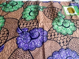 6 Yards poly-cotton African Ankara Prints Fabric. Berries - Picture 1 of 3