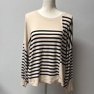 CAbi Cream and Black Long Sleeve Crew Neck Top Oversized Puff Sleeves High Low - Picture 1 of 10