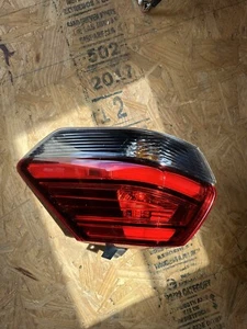 17-19 Nissan Rogue Tail Light Right Passenger Side Quarter Panel Mounted - Picture 1 of 2