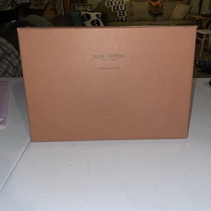 Louis Vuitton Gift Box Malletier A Paris Maison Fondee En 1854 w/ Paper 11x7x2" - Picture 1 of 7