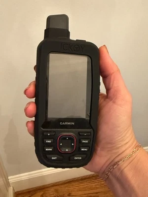 Garmin GPSMAP 66i Handheld GPS and Satellite Communicator (Bundle) - Image 1 of 4