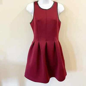 Club Monaco Susie Dress Fit & Flare Sleeveless Burgundy Size 6 - Picture 1 of 12