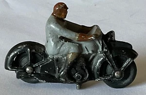 DINKY TOYS Nº37a MOTORCICLISTA CIVIL PRIMERA POSGUERRA VERSIÓN ABRIGO GRIS - Imagen 1 de 11