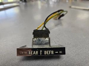 66 Cadillac Fleetwood DEFOGGER TRASERO DESCONGELADOR INTERRUPTOR DESEMPAÑADO DESCONGELACIÓN **PROBADO** - Imagen 1 de 3