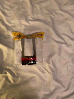 男孩背心,尺寸 L,5 件装 — 第 1/2 张图片