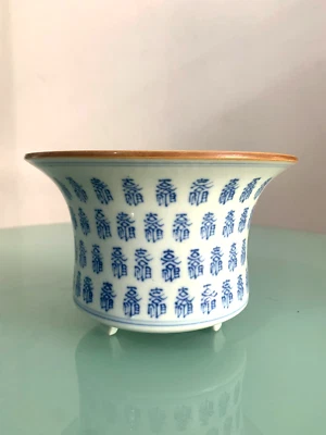 ⭕️Антикварный китайский сине-белый фарфоровый цветочный горшок с каллиграфическими акцентами - Изображение 1 из 4