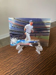 2018 Topps Chrome | Gleyber Torres | Yankees | Rookie Debut RC HMT33 - Picture 1 of 3