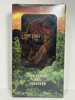 Jurassic Park EL MUNDO PERDIDO VHS Nuevo Sellado con Tarjeta 3D Dino-Motion 1997 Foto 1 de 4