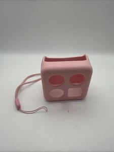 Yoto Mini Case Jacket in Think Pink Rose Pale mit passendem Handgelenk Lanyard gebraucht - Bild 1 von 12