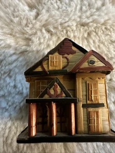 "Mini casa de madera hecha a mano miniatura de 1,5"" de alto y madera de balsa" - Imagen 1 de 5